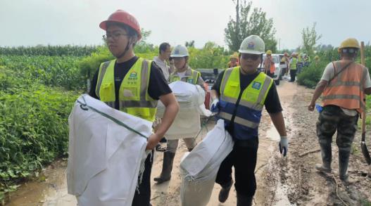 防汛抢险|“冀”守一线，华体会在线登录官网_华体会(中国)出击